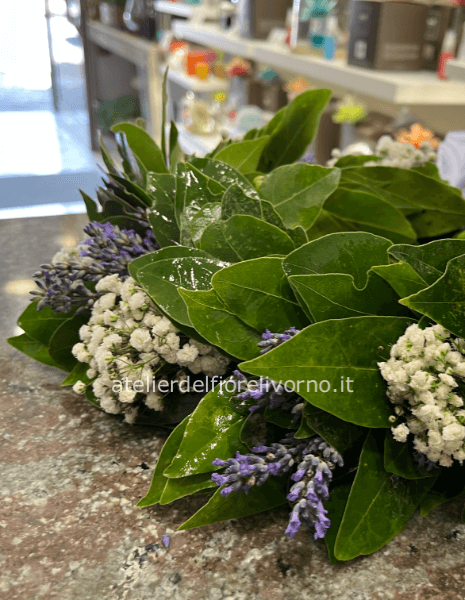 Coroncina di alloro per laurea con lavanda e e gipsophila